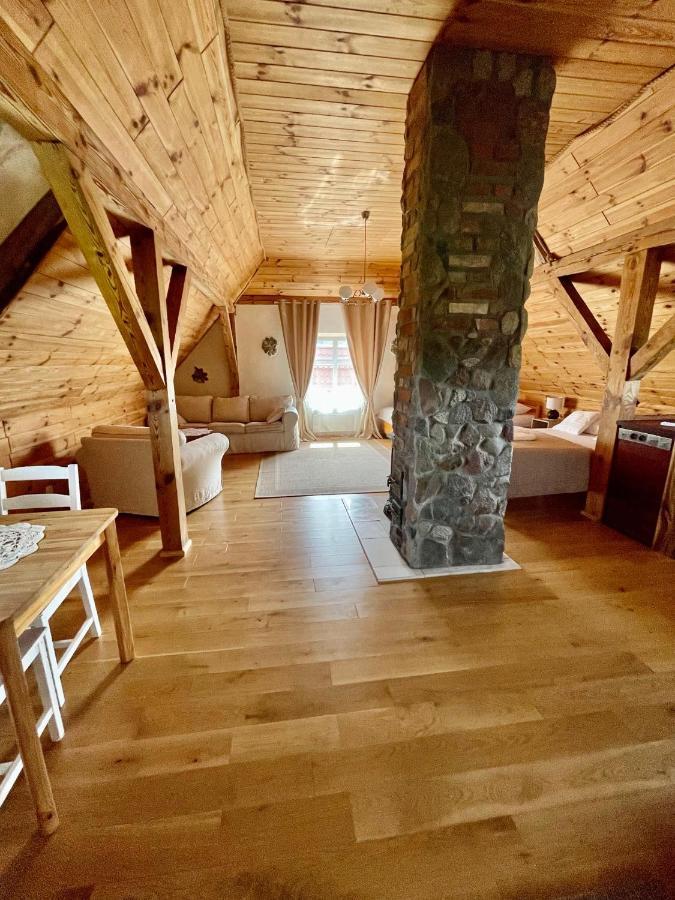 Oaza Pod Strzecha Klimatyczny Dom Z 3 Sypialniami Na Wylacznosc Z Kominkiem I Duzym Ogrodem Ustronie Morskie Exteriör bild